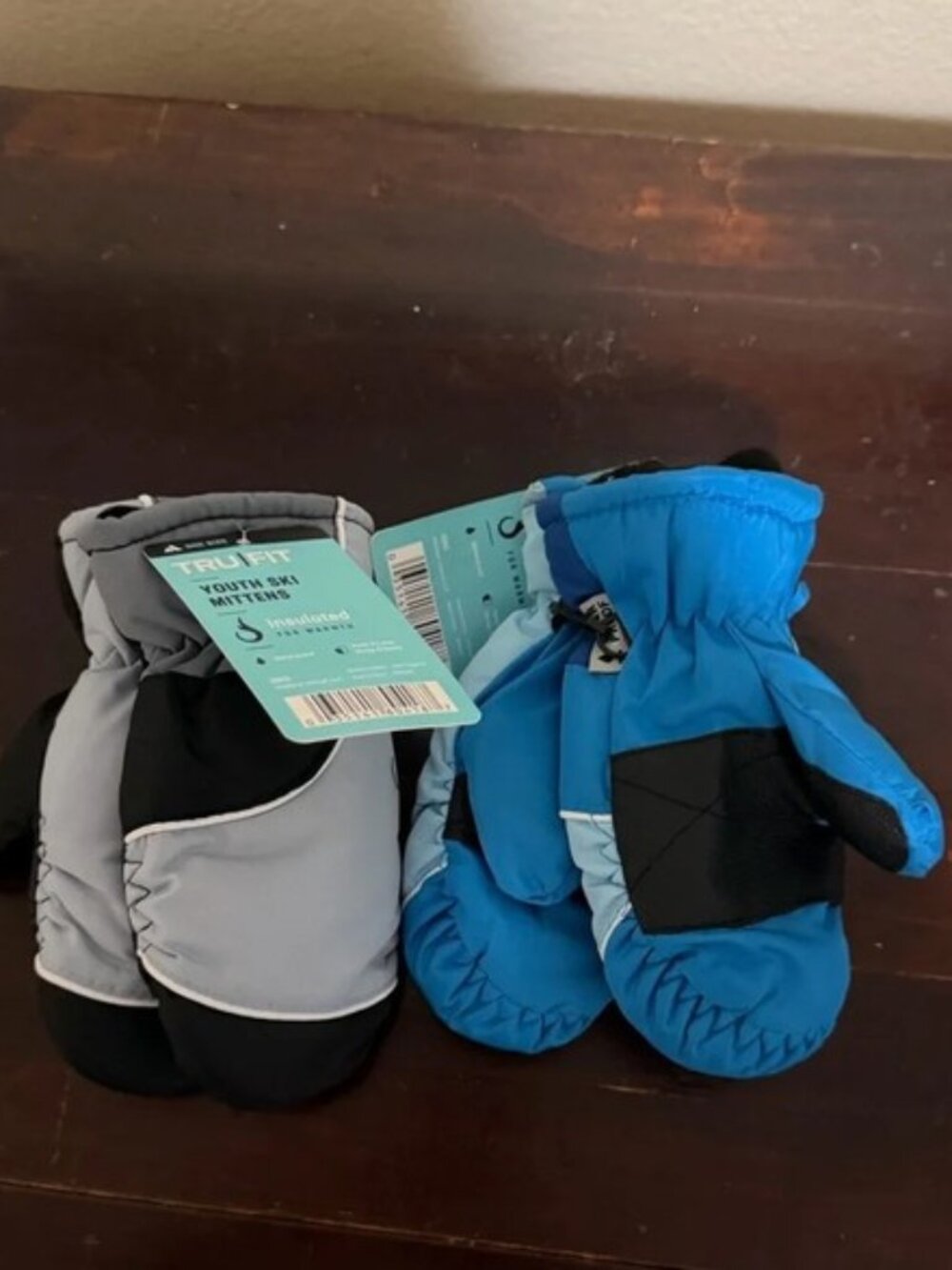 NEW with tags, 2 pairs of youth ski mittens